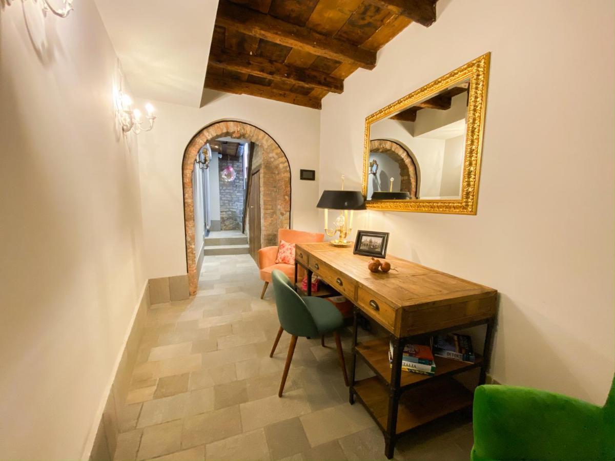 Bed and Breakfast Rigoletto Charm Венеция Экстерьер фото