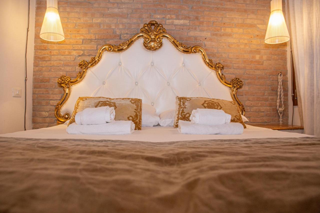 Bed and Breakfast Rigoletto Charm Венеция Экстерьер фото