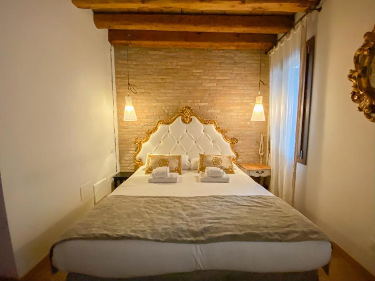 Bed and Breakfast Rigoletto Charm Венеция Экстерьер фото