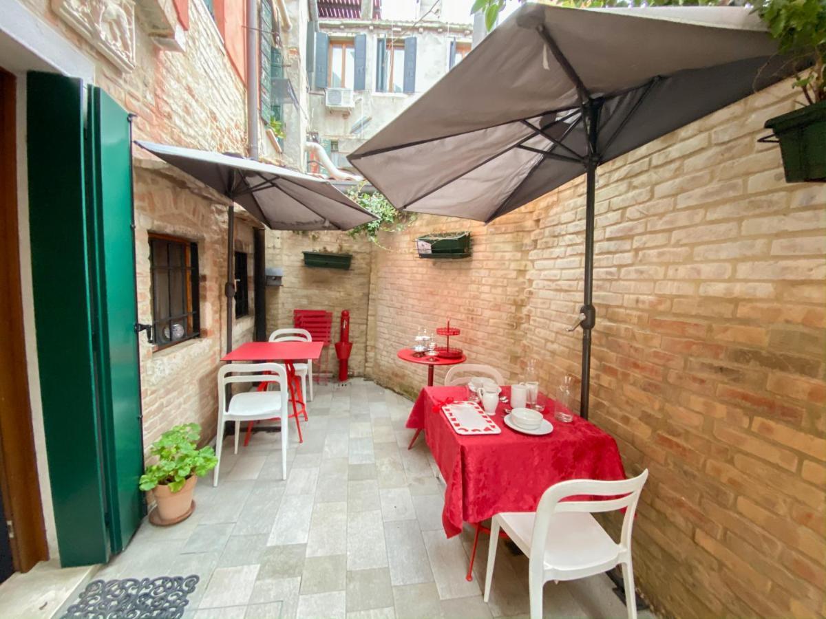 Bed and Breakfast Rigoletto Charm Венеция Экстерьер фото